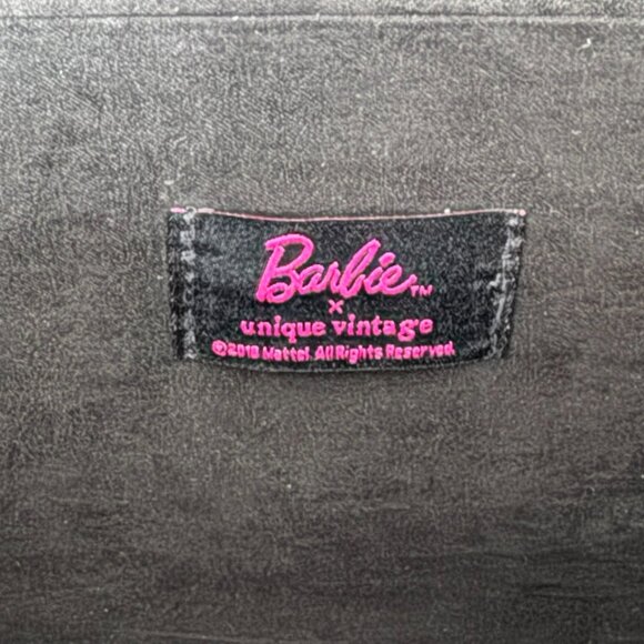Barbie Cosmetic Case - Picture 3 of 3